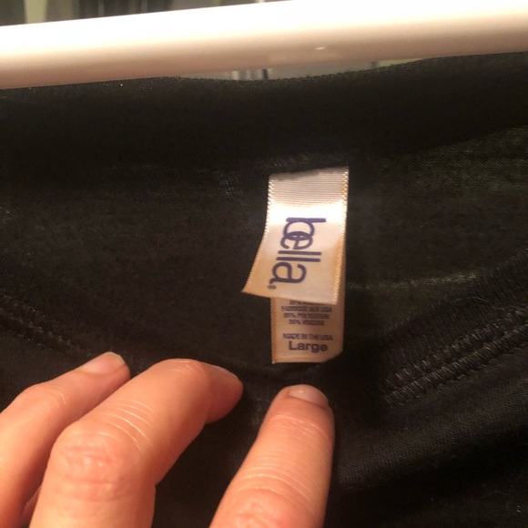 BELLA - Picture 4 of 4